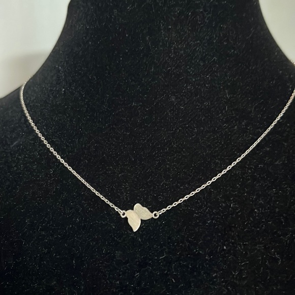 Butterfly choker - Picture 1 of 5